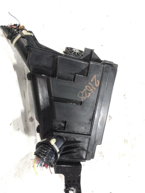 2016-2018 Honda HR-V OEM Blue Fuse Box 32120T7SA30 32120T7SA31 61K Miles
