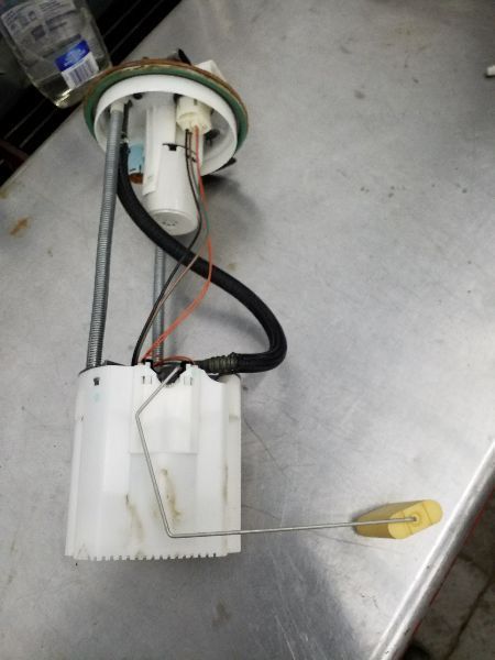 Fuel Pump Assembly Extended Cab 4.3L Fits 07-08 SIERRA 1500 PICKUP 175504