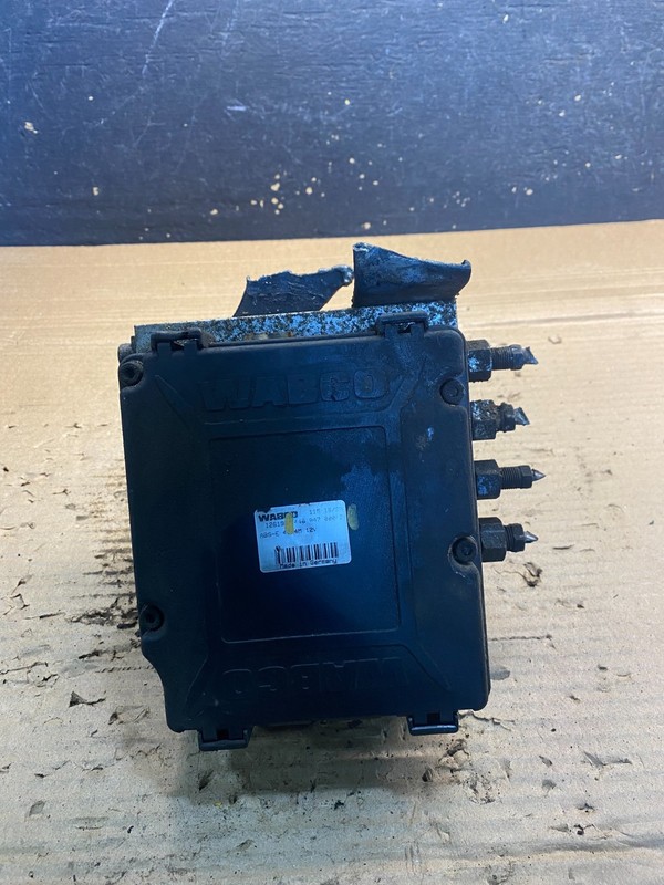 2004-2006 Chevrolet Express ABS Pump Control OEM 13567115 Module aa3217 DG