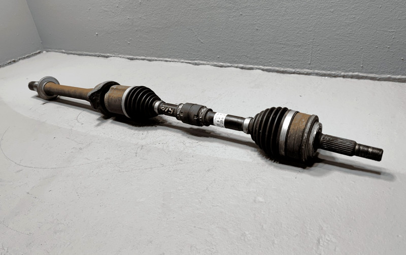 2018-2024 Toyota Camry FWD Front Axle Shaft Halfshaft Right Passenger Side OEM
