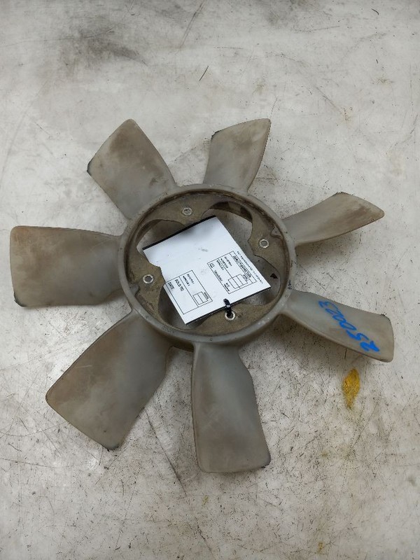 94 95 96 97 98 TOYOTA T100 2.7L RADIATOR FAN BLADE 2TRFE ENGINE