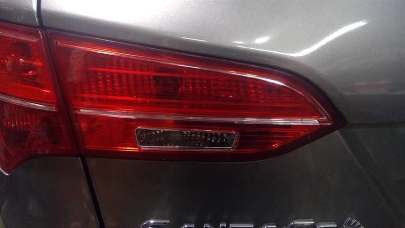 Driver Tail Light SWB Sport Incandescent Bulb Fits 13-16 SANTA FE 1787913