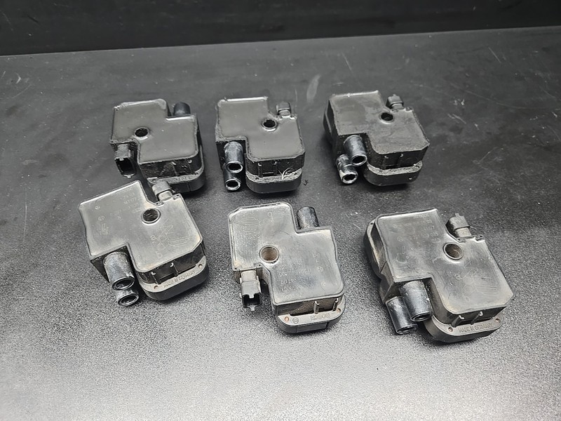 01-06 R230 W209 S350 Crossfire 04-08 Engine Ignition Coil Pack Set of 6 Oem