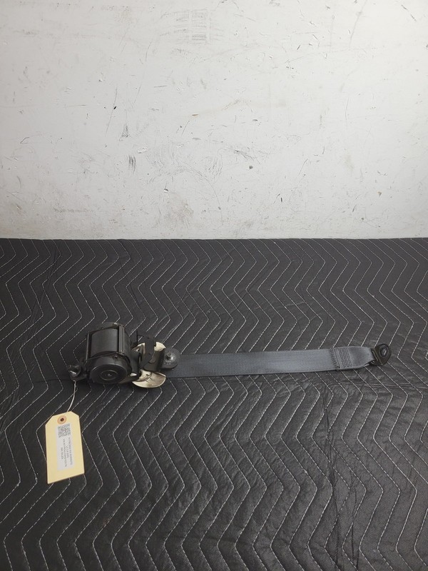 KIA SORENTO 2022 2WD 3rd Row Rear Left Driver Seat Belt Retractor USED OEM 21-23