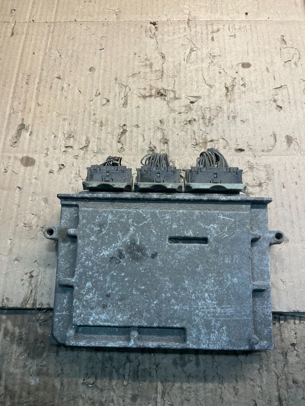 2011 Ford Crown VictoriaEcm Ecu Engine Computer Module OEM X9960 DG