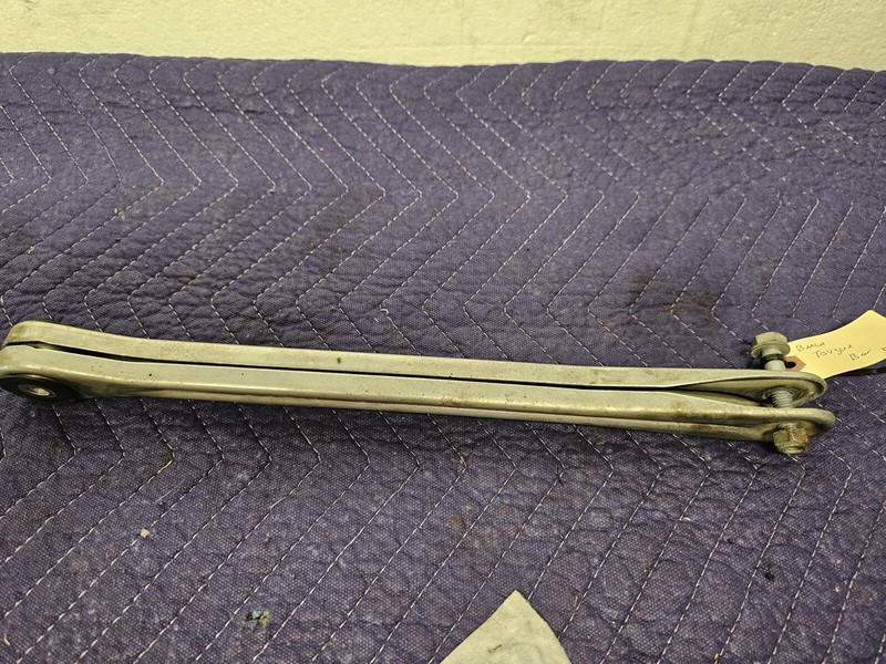 Nice OEM 2002 BMW R1150RT R1150 RT Final Drive Torque Bar Arm OEM Used