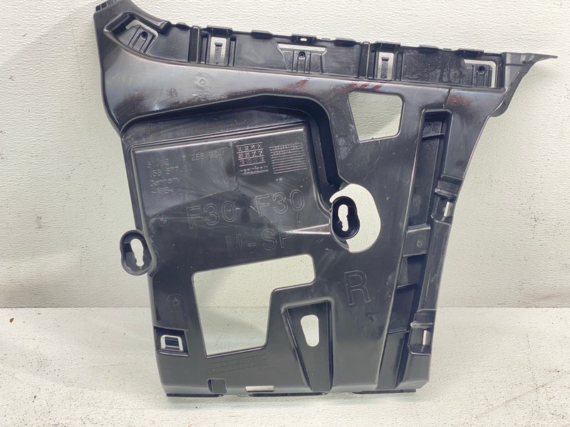 12-19 BMW F30 3 Series Rear Right Side Bumper Bracket Mount Guide Support OEM✅