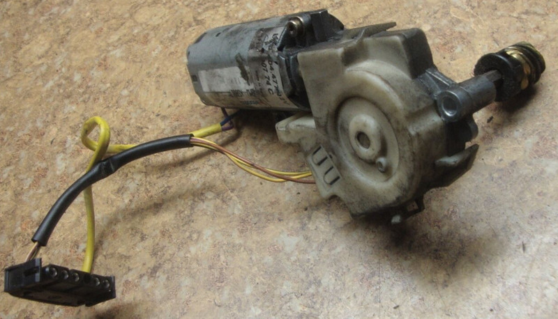 2002 BMW K1200 LT K1200LT K 1200 Windshield Shield Wind Screen Motor Regulator