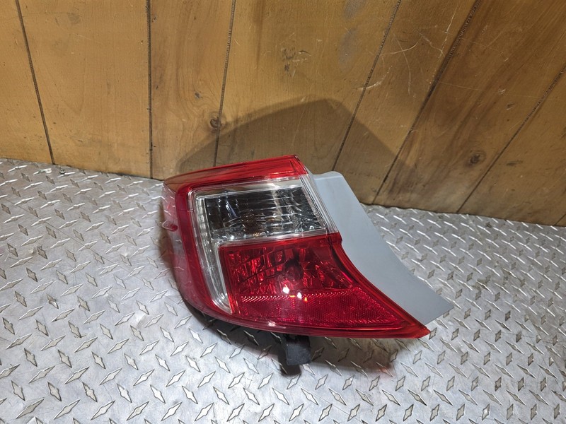 2012 2013 2014 Toyota Camry Passenger Right Tail Light Tail Lamp Oem Tested