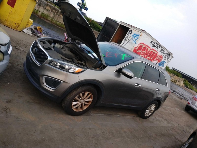 Used Automatic Transmission Assembly fits: 2017 Kia Sorento AT 3.3L FWD Grade A