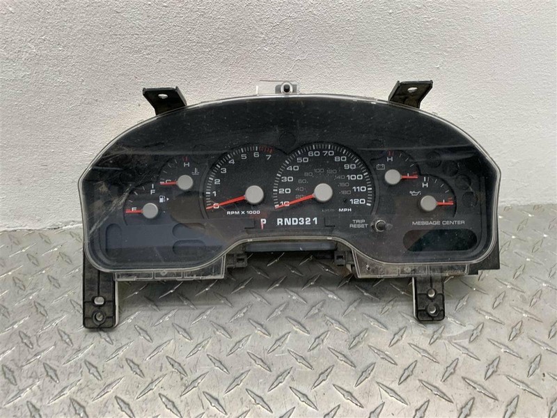 2003 FORD EXPLORER SPEEDOMETER METER ODOMETER OEM 257-04105