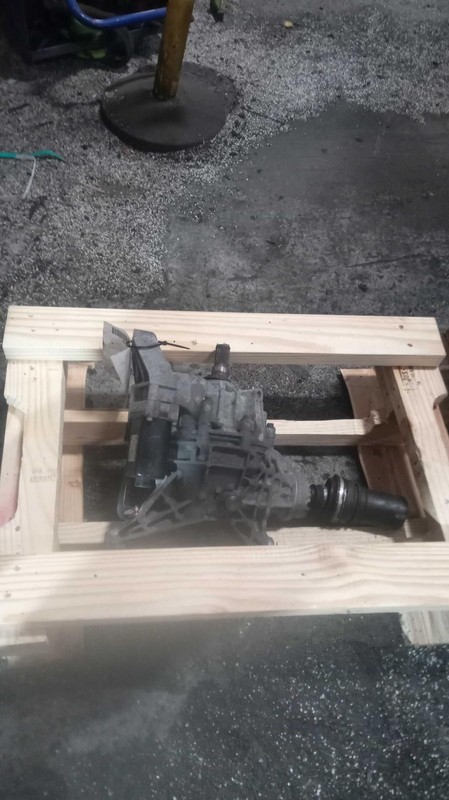 2016 Jeep Renegade Differential Carrier Assembly OEM 68398886AA 133K Miles