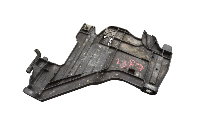 09-12 Audi S4 A4 Front Right Passenger Side Lower Headlight Bracket OEM