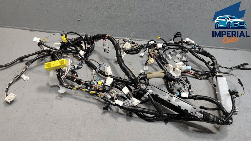 2018-2020 TOYOTA SIENNA LE DASH DASHBOARD INSTRUMENT PANEL WIRE HARNESS OEM