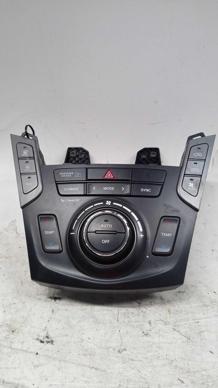 2017 Hyundai Santa Fe A/C Selector Switch OEM Black 97250B8EF0 103K Miles