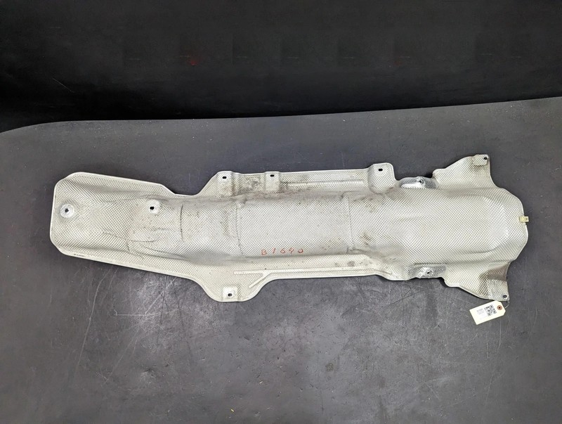 Fuel Tank Heat Shield 2018 BMW X1 51487290780 2019 2020 2021 2022