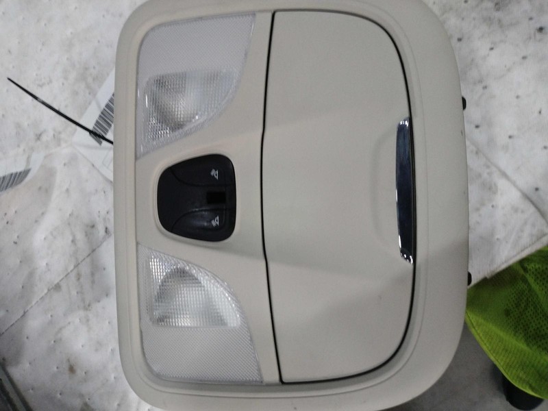 Used Front Upper Center Console fits: 2016 Chrysler 200 roof w/o sunroof Front U