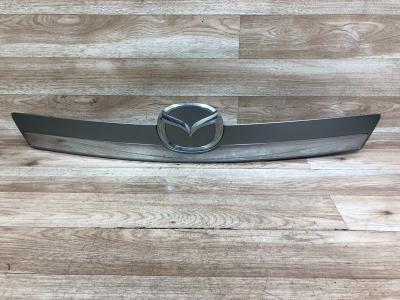 MAZDA CX9 CX-9 OEM REAR TRUNK LID TAILGATE LICENSE PLATE PANEL COVER 2007-2012