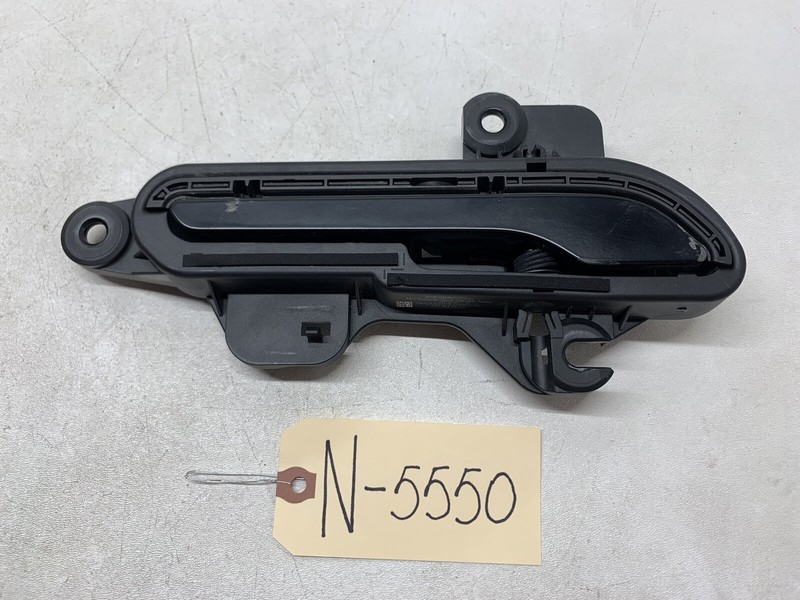 TESLA MODEL Y REAR RIGHT PASSENGER SIDE EXTERIOR DOOR HANDLE 2020-2022 5550 B41