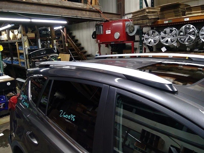 RAV 4 2013-2016 Right Luggage Rack 1765940