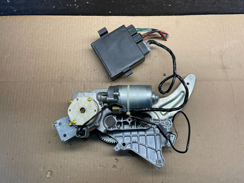 2008-2017 GMC Acadia Enclave Tailgate Back Door Rear Wiper Motor Wiper U2099 DG