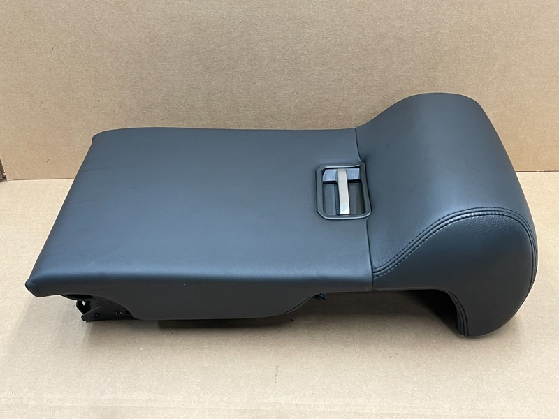 18 19 20 Land Range Rover L405 Rear Center Seat Armrest Cupholder Black 1636 OEM