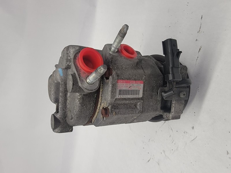 13-'15 DODGE JOURNEY AC Compressor 2.4L w/rear AC 67k miles OEM
