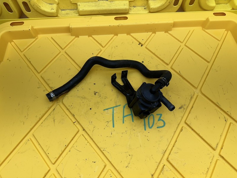 2008-2019 BMW E70 X5 M 4.4 V8 5 6 7 ADDITIONAL AUXILIARY WATER PUMP OEM