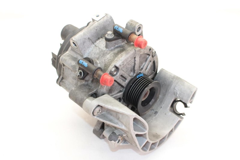 10-16 Porsche Panamera Engine Alternator Assembly 94860302304