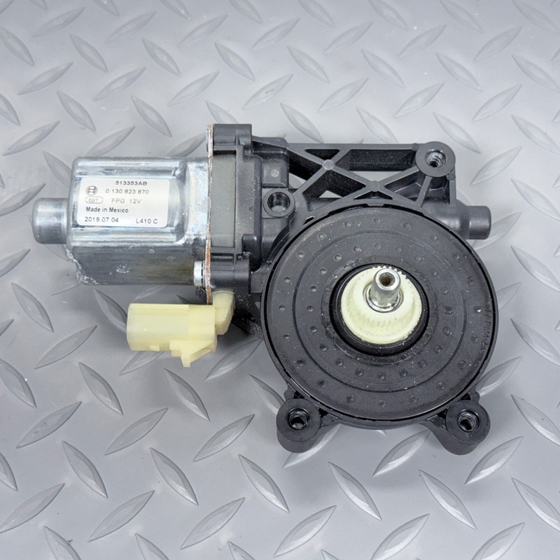 ✅ 19-26 RAM 1500 5th OEM REAR POWER SLIDING BACKLITE GLASS WINDOW MOTOR REGULATO
