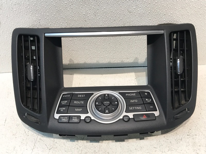 2007-08 Infiniti G35 Dash Navigation Radio Control Air Vent Trim Panel Bezel OEM