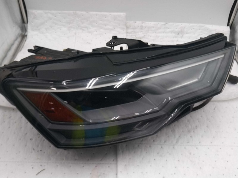 2019 AUDI A6 Right Headlight Assembly Black Used 671885 115K Miles