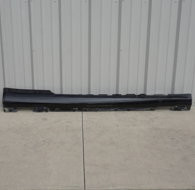 10-17 Mercedes W207 E350 Coupe Right Pass Side Rocker Panel Skirt MoldingOEM