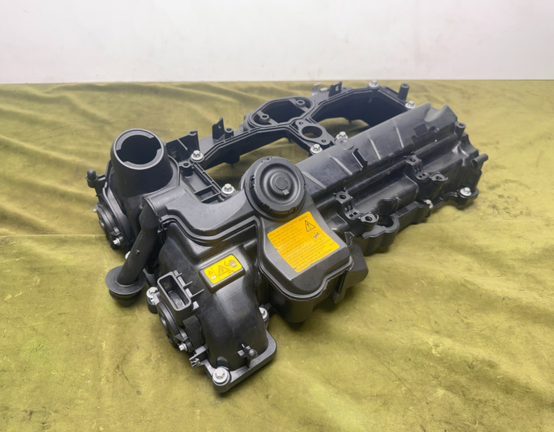11–19 OEM BMW F30 320i xDrive N20 2.0L Engine Cylinder Head Rocker Valve Cover