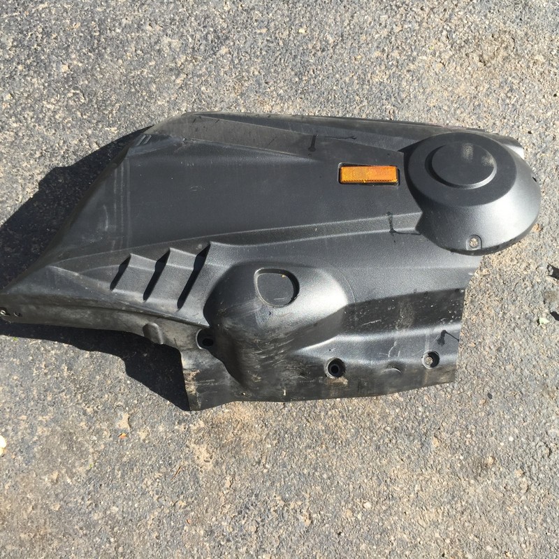Yamaha Rage Nytro Venture right hand side front cover 2004+