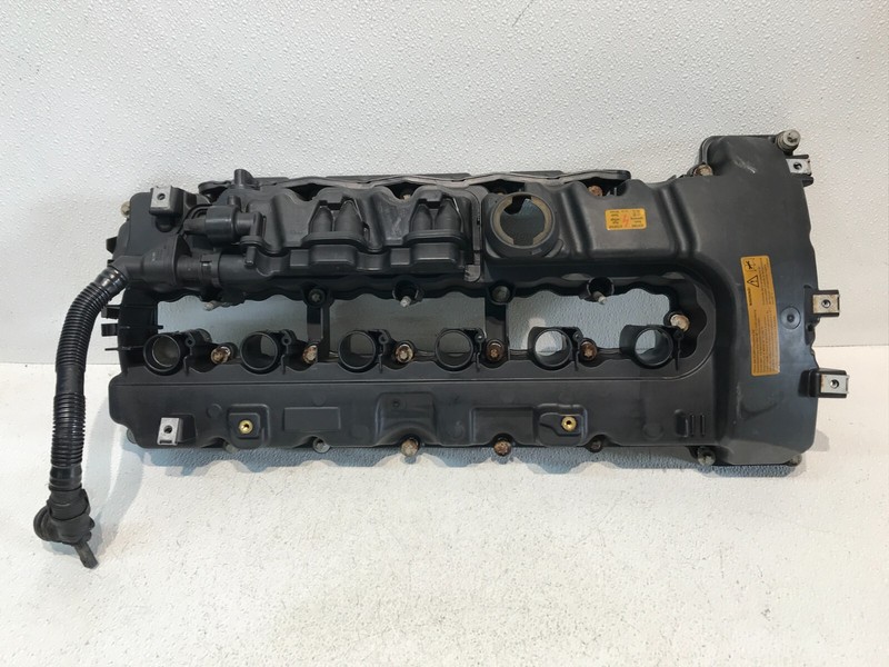 07-16 BMW 740i E60 E90 3.0L N54 TWIN TURBO ENGINE VALVE COVER OEM 7565284
