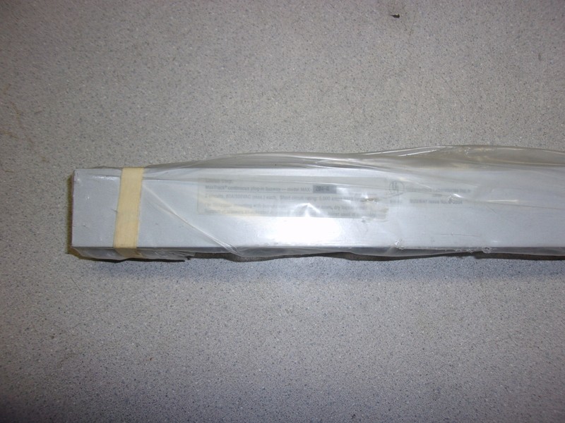 NEW Lite Lab MaxTrack Continuous Plug In Busway MAX204-A *FREE SHIPPING*