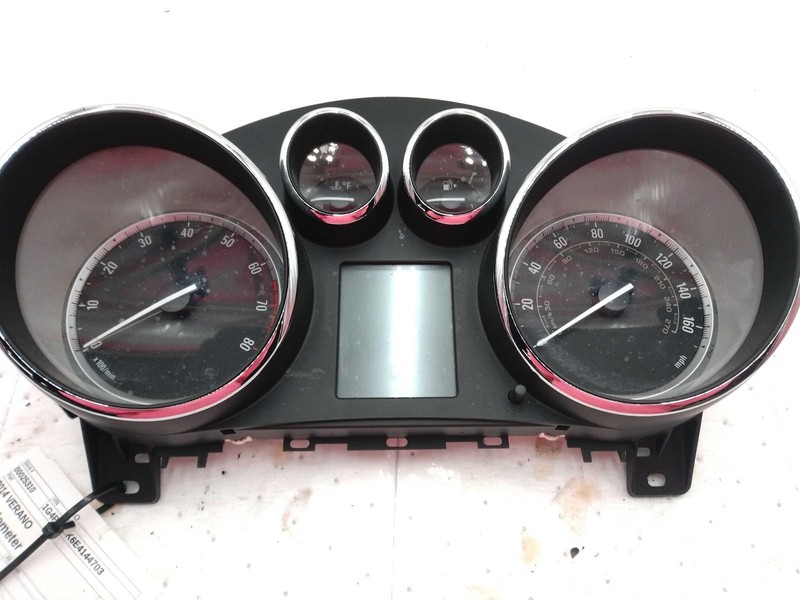 2014 Buick Verano Speedometer Gauge Black OEM 22993180 119K Miles