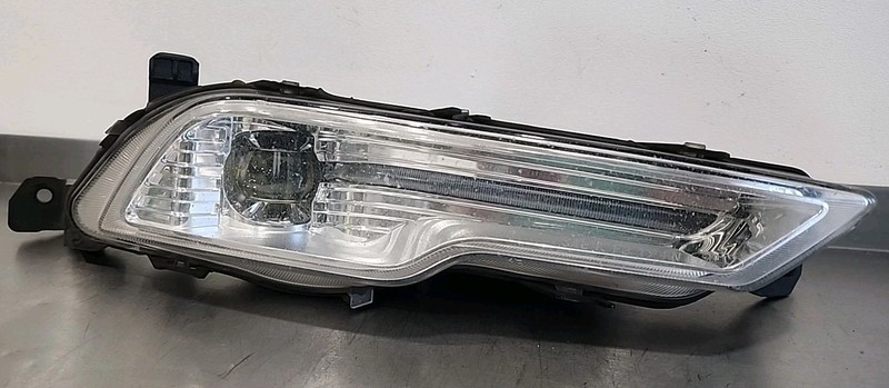 2017 2018 2019 Ford Fusion LED DRL Right Fog Light Passenger Sedan OEM RF RH