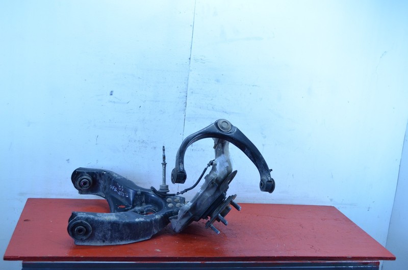 2009-2012 DODGE RAM 1500 RWD 5.7L FRONT RIGHT SPINDLE KNUCKLE W CONTROL ARMS OEM