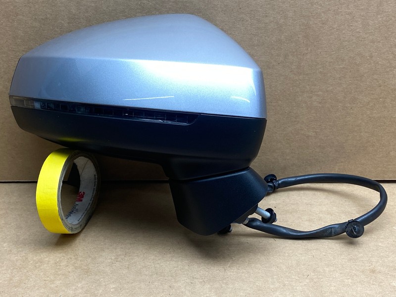2017-2019 AUDI A3 RIGHT PASSENGER SIDE VIEW MIRROR ASSEMBLY OEM LOT719