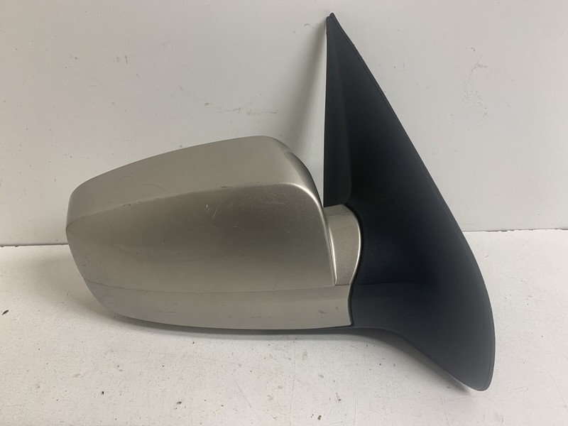 2003-2009 Kia Sorento EX E11015754 Right Passenger Side View Door Mirror Power