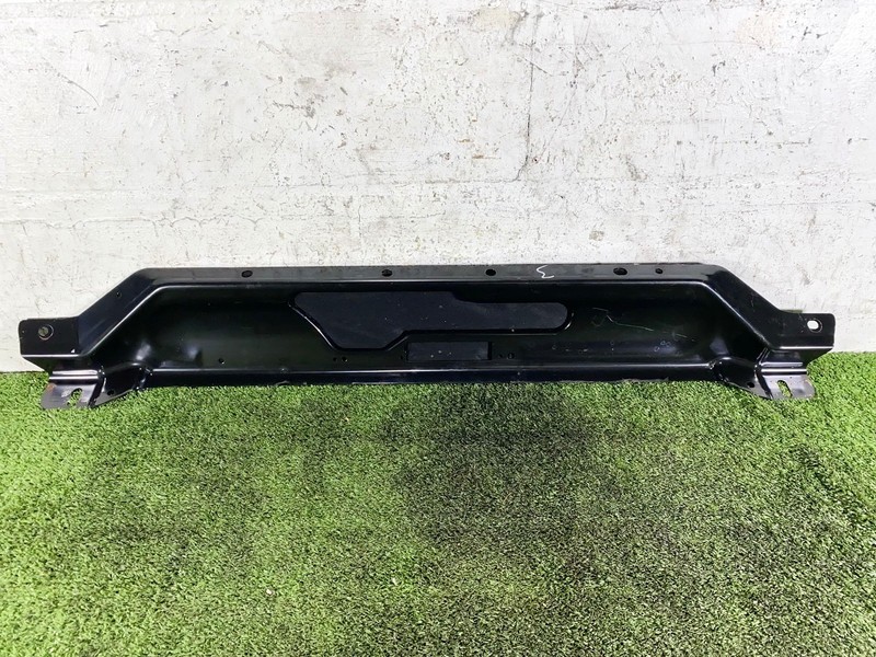17-20 JAGUAR F-PACE REAR FLOOR PAN CROSSMEMBER OEM