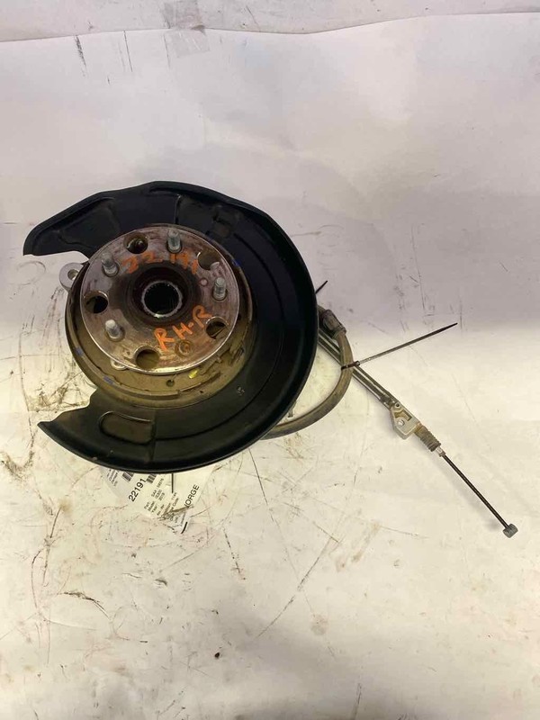 Rear Knuckle/stub Axle LEXUS IS300 Right 16 17 18 19