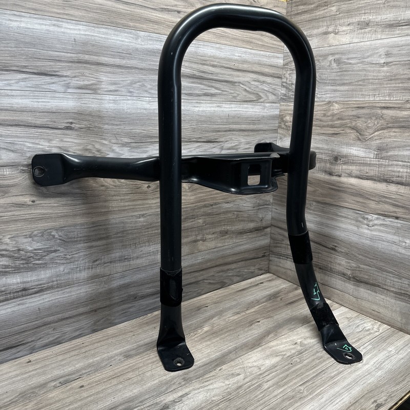 03-07 H2 Interior Spare Tire Carrier Holder Mount Assembly OEM Factory 2003 06