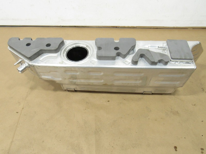 17-20 Mclaren 720S 720 2020 Gas Fuel Reservoir Tank #3
