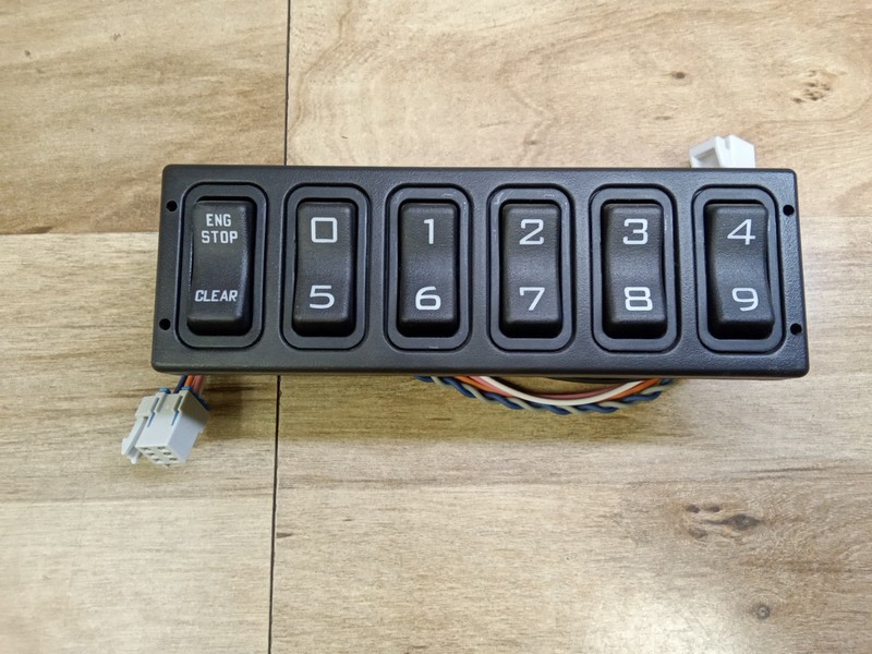 International 2588808C91 POLLAK 32237-03S 6switch Module