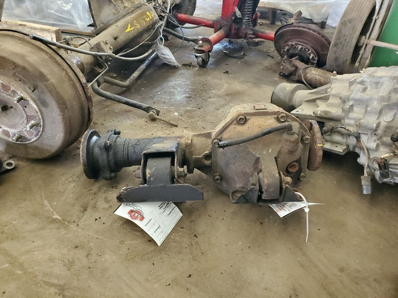 Carrier Front Axle 6 Cylinder 4.90 Ratio Fits 01-04 FRONTIER 299765