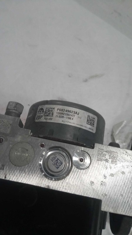 2018 Jeep Wrangler ABS Pump & Motor Assembly OEM 68405525AA 83000 Miles
