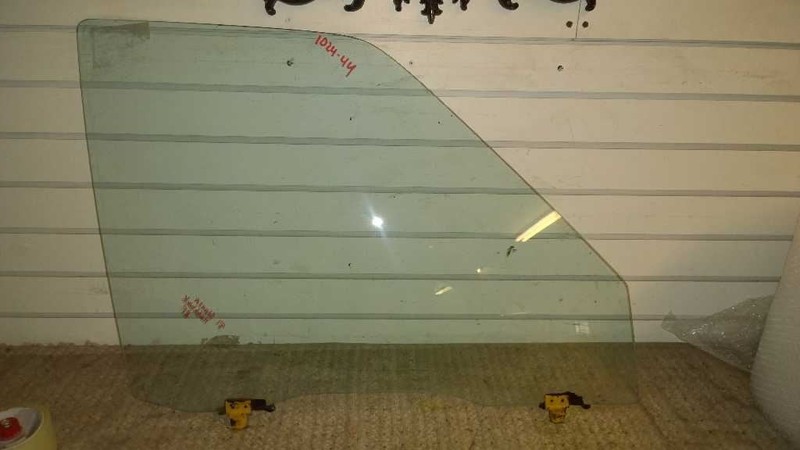 87 NISSAN STANZA PASSENGER RIGHT FRONT WINDOW DOOR GLASS 1024-44 OEM GUARANTEE
